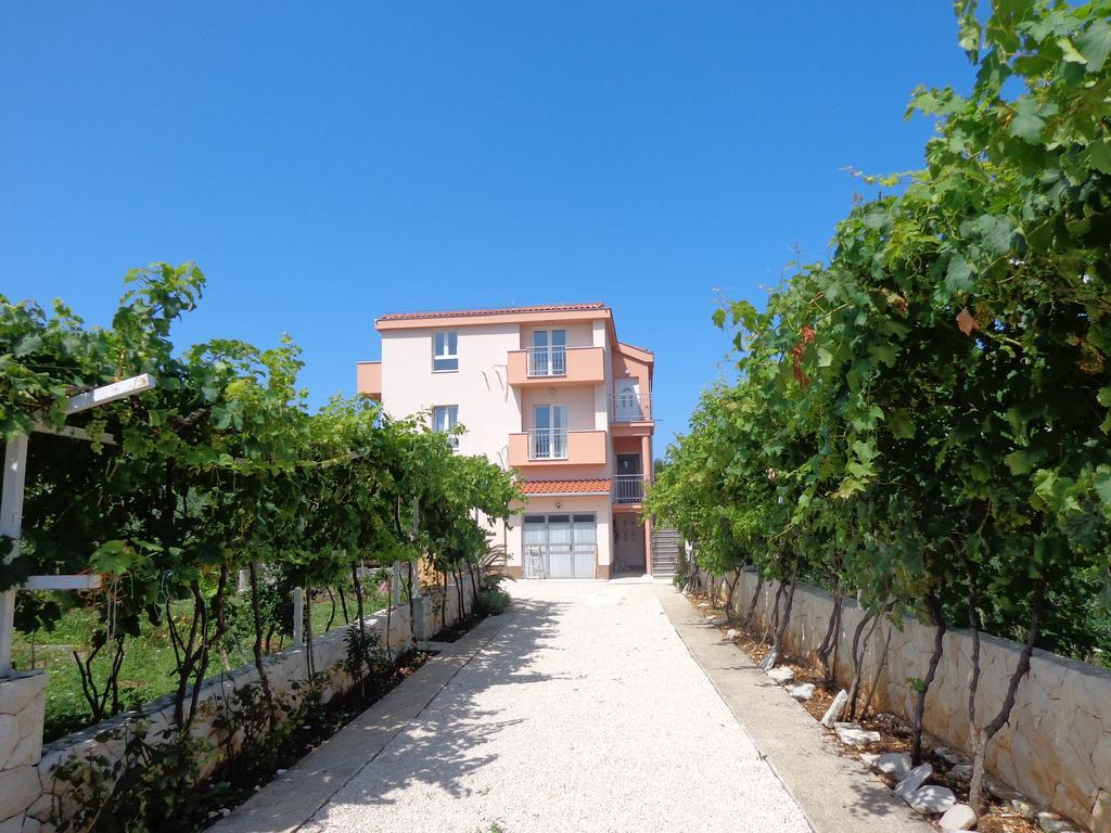 Villa Palas Apartments Rogoznica  Exteriör bild